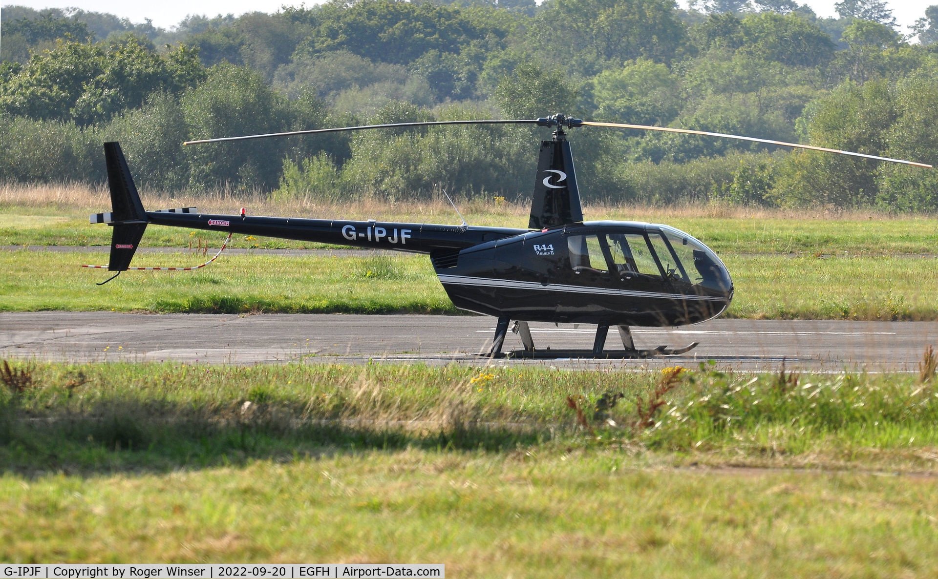 G-IPJF, 2004 Robinson R44 Raven II C/N 10514, Visiting Raven II helicopter operated by Specialist Group International.