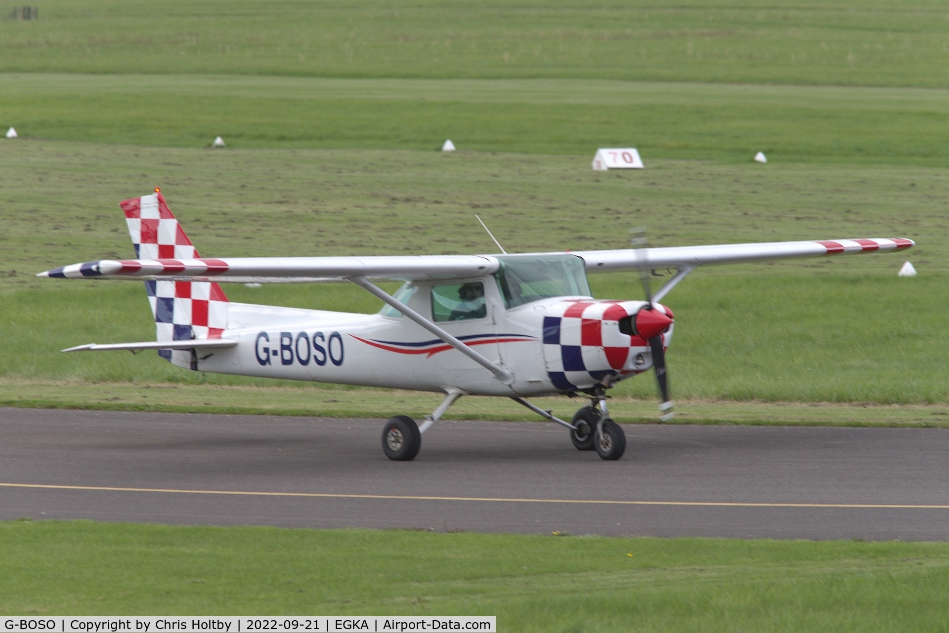 G-BOSO, 1981 Cessna A152 Aerobat C/N A152-0975, Taxiing for take-off at Shoreham Airport, Sussex.