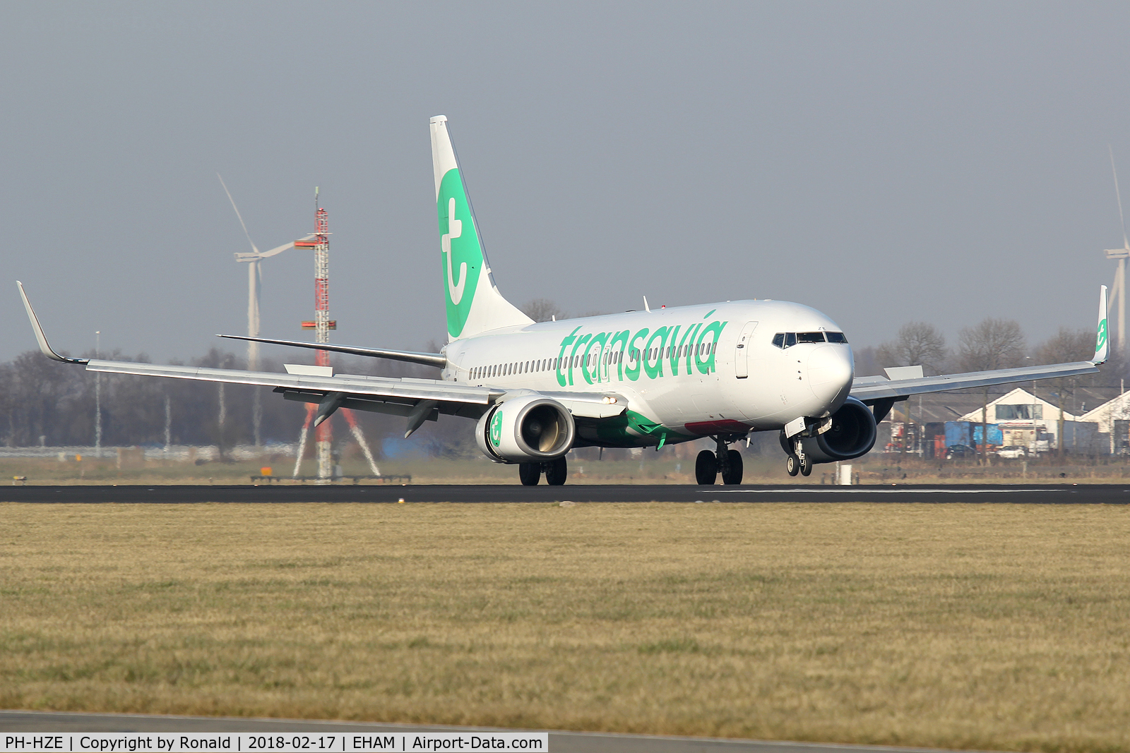 PH-HZE, 1999 Boeing 737-8K2 C/N 28377, at spl