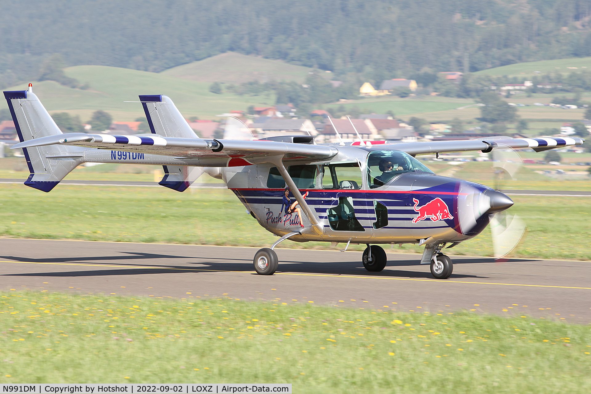 N991DM, Cessna 337D Super Skymaster C/N 337-1177, Taxing in