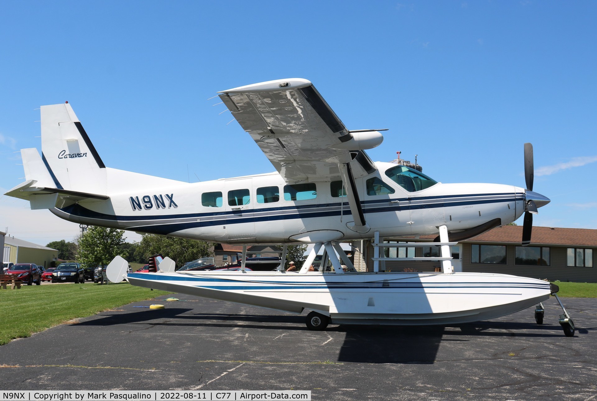 N9NX, Cessna 208 Caravan 1 C/N 20800129, Cessna 208