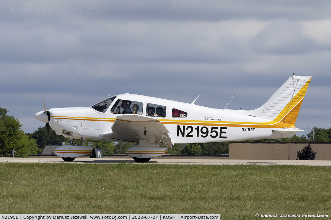 N2195E, 1978 Piper PA-28-181 C/N 28-7990182, Piper PA-28-181 Archer  C/N 28-7990182, N2195E