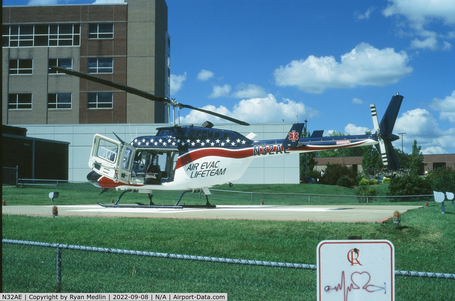 N32AE, 1979 Bell 206L-1 LongRanger II C/N 45327, Landed from north at CRMC Helipad on 8 Sept 2022.