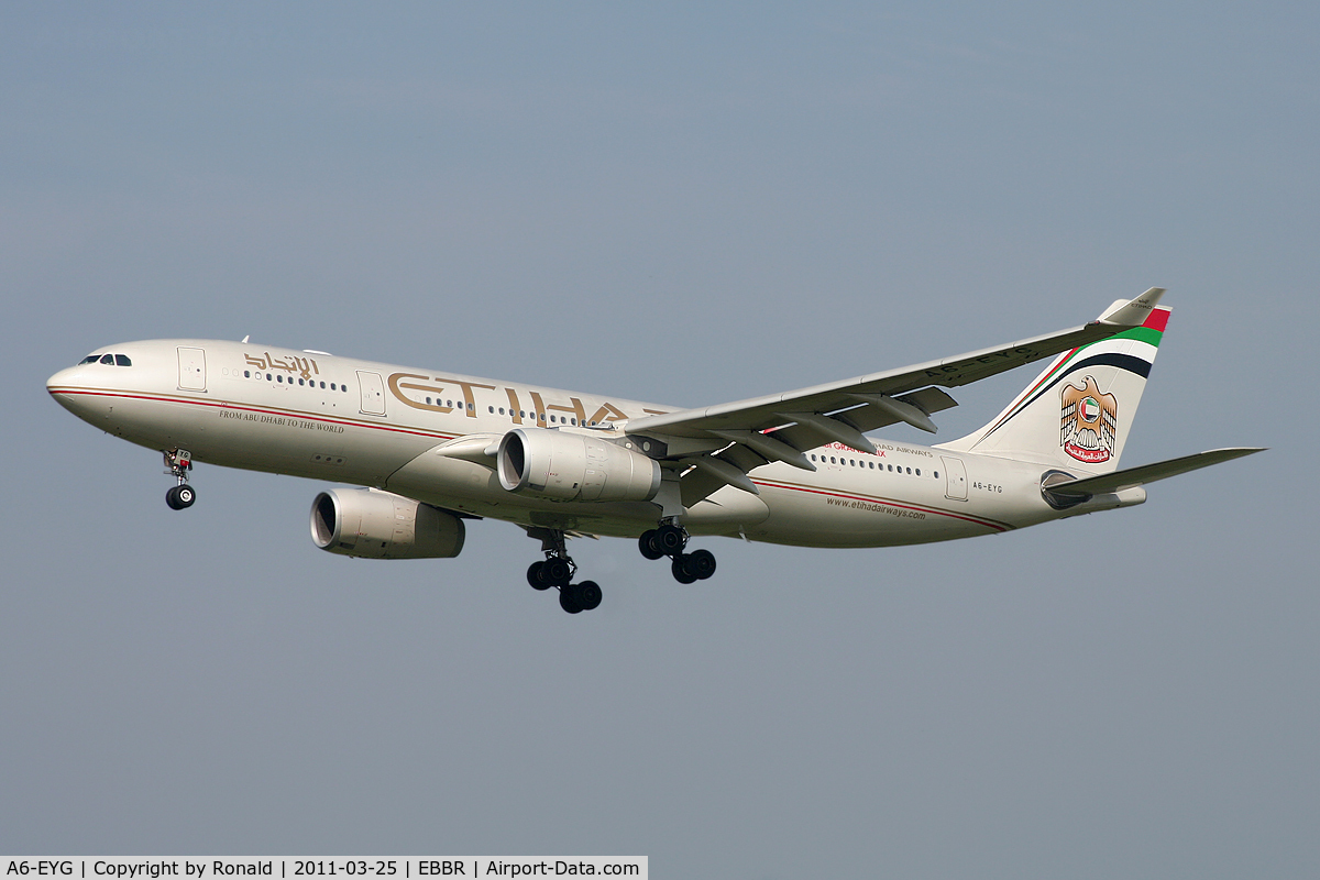 A6-EYG, 2006 Airbus A330-243 C/N 724, at bru