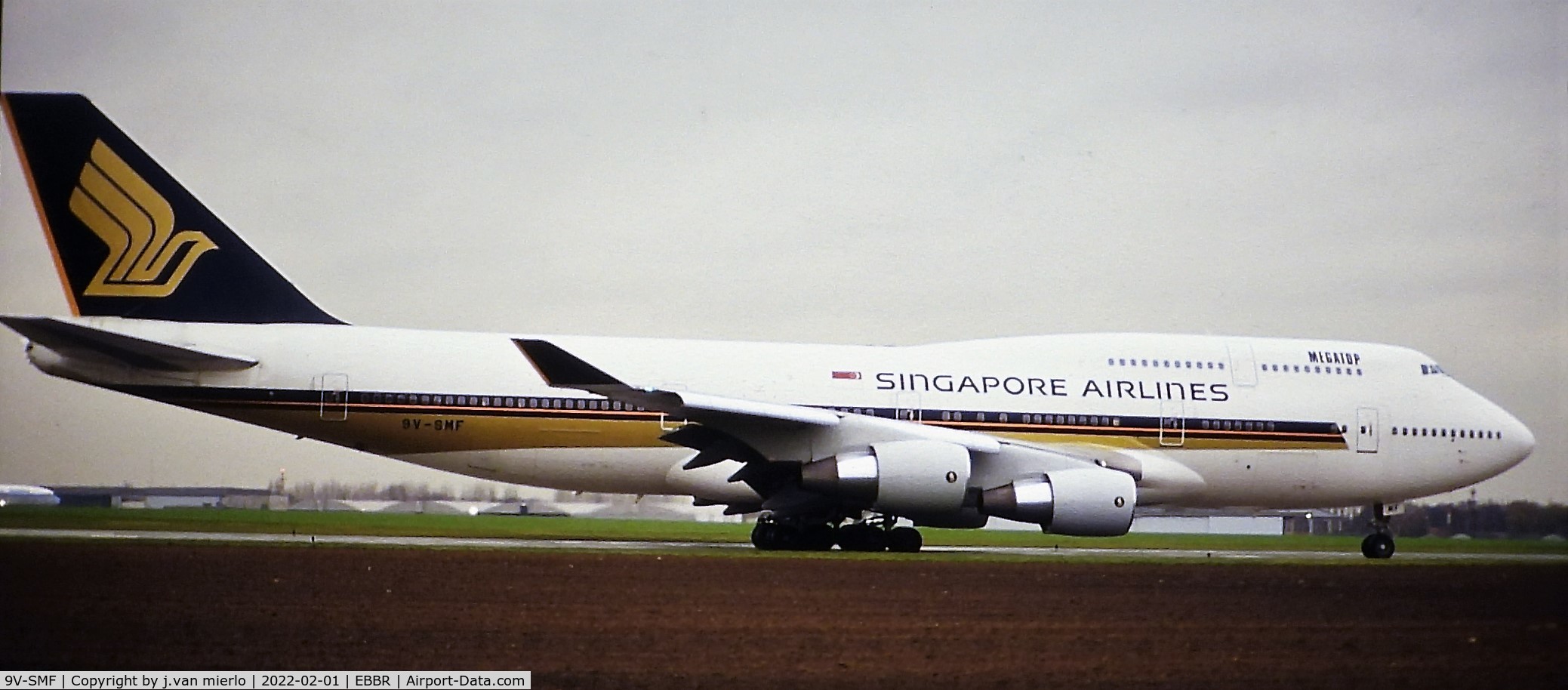 9V-SMF, 1990 Boeing 747-412 C/N 24066, Slide scan