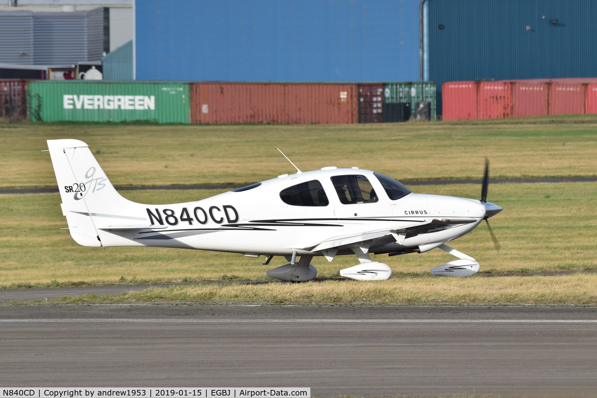 N840CD, 2005 Cirrus SR20 C/N 1535, N40CD at Gloucestershire Airport.