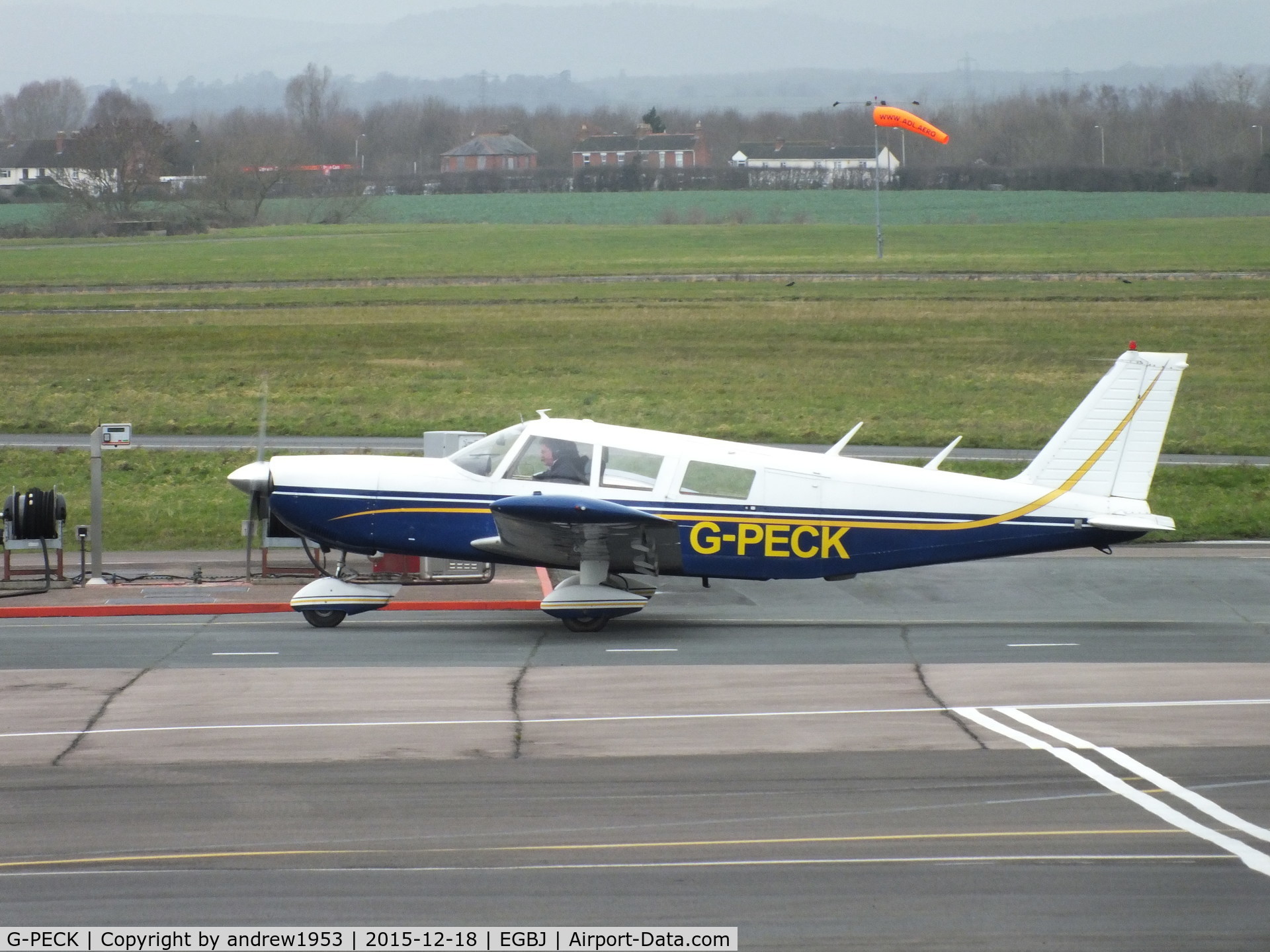 G-PECK, 1970 Piper PA-32-300 Cherokee Six C/N 32-7140008, G-PECK at Gloucestershire Airport.