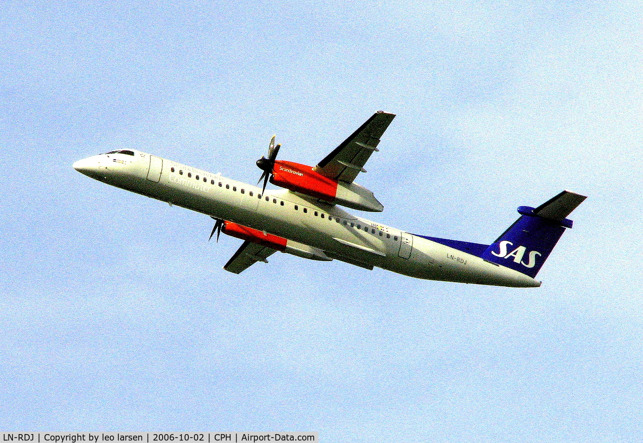 LN-RDJ, 1999 De Havilland Canada DHC-8-402Q Dash 8 C/N 4010, Copenhagen 2.10.2006