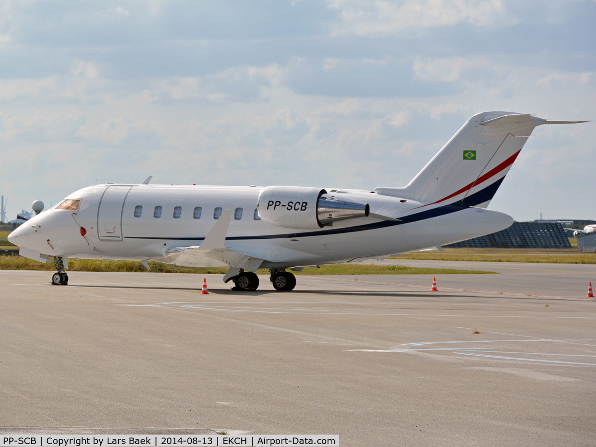 PP-SCB, Canadair Challenger 605 (CL-600-2B16) C/N 5714, Parked