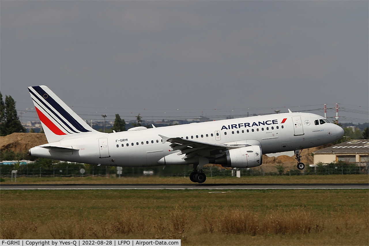 F-GRHI, 2000 Airbus A319-111 C/N 1169, Airbus A319-111, Landing rwy 06, Paris Orly Airport (LFPO-ORY)