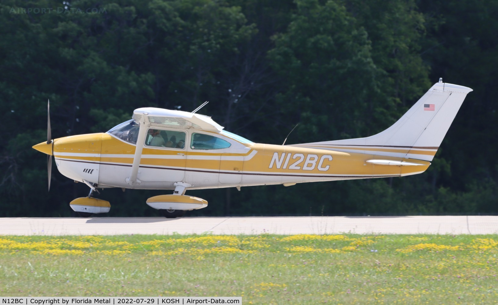 N12BC, 1973 Cessna 182P Skylane C/N 18261895, OSH 2022