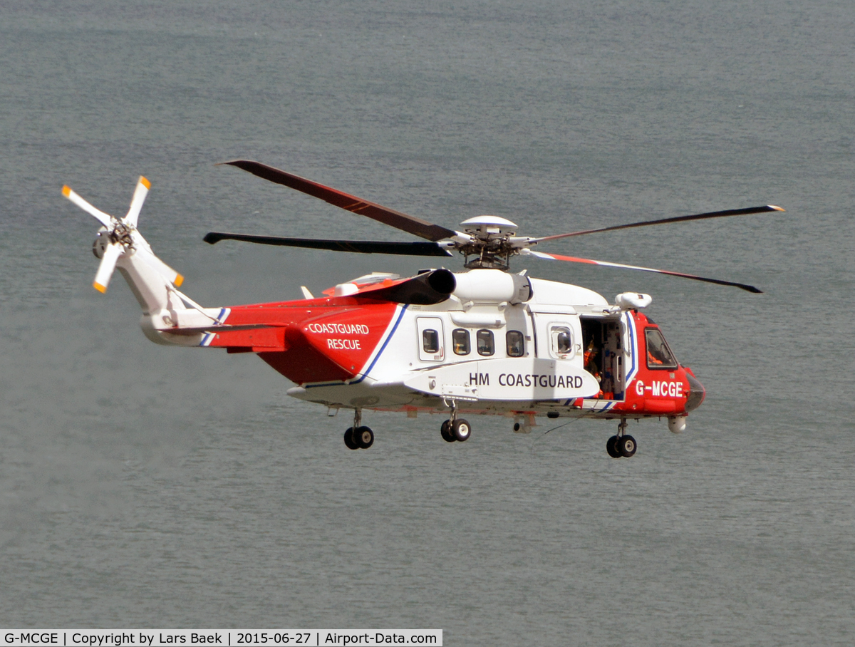 G-MCGE, 2014 Sikorsky S-92A C/N 920214, Rescue on the coast of Scarborough