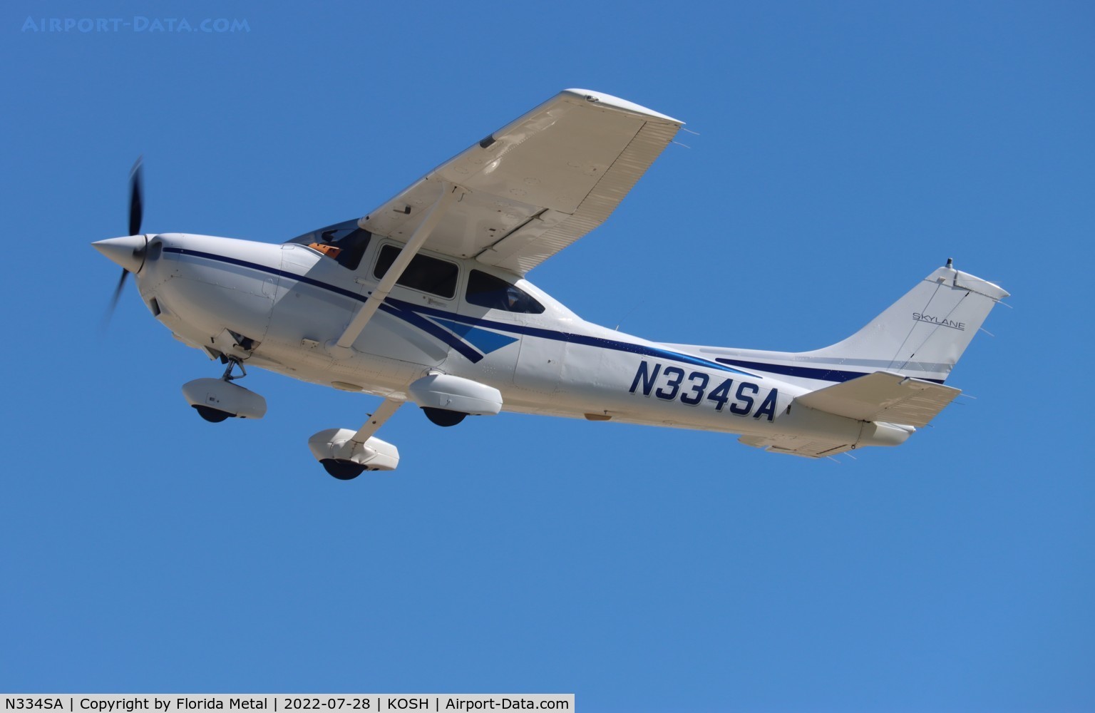 N334SA, 1998 Cessna 182S Skylane C/N 18280393, OSH 2022