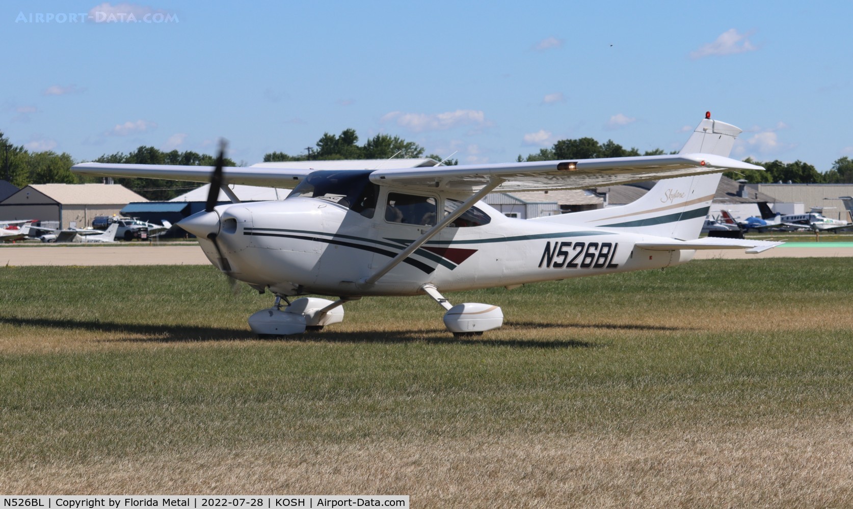 N526BL, 1998 Cessna 182S Skylane C/N 18280132, OSH 2022