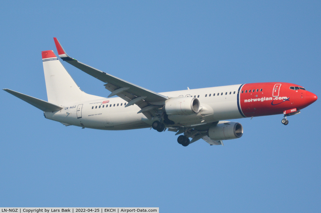 LN-NGZ, 2014 Boeing 737-8JP C/N 41127, RWY04L from Kongelundsfortet