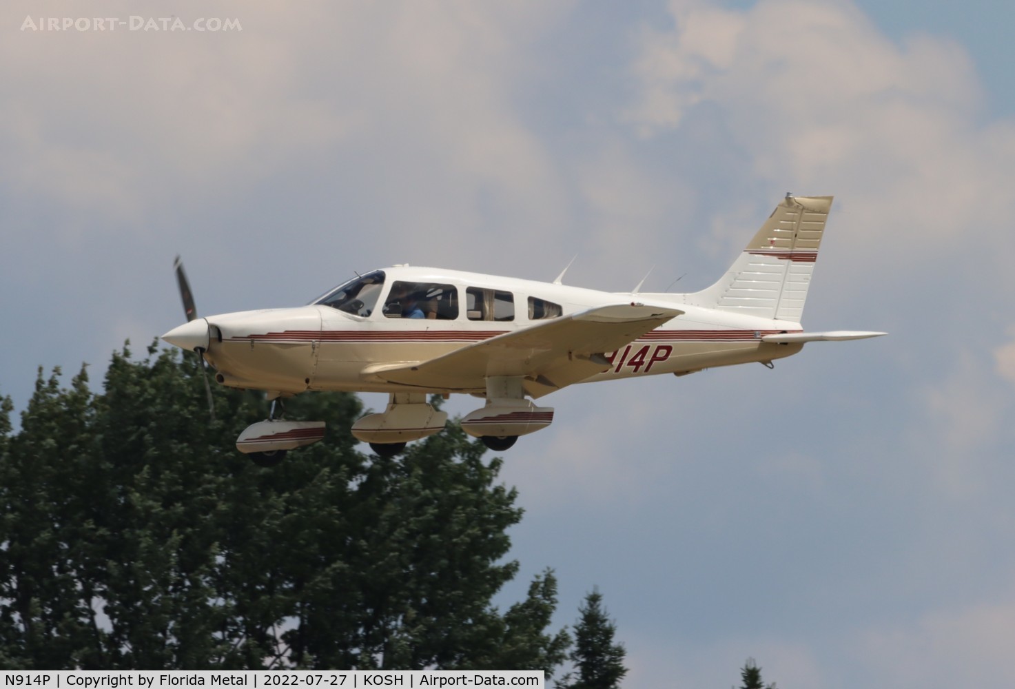 N914P, 1983 Piper PA-28-236 Dakota C/N 28-8311015, OSH 2022