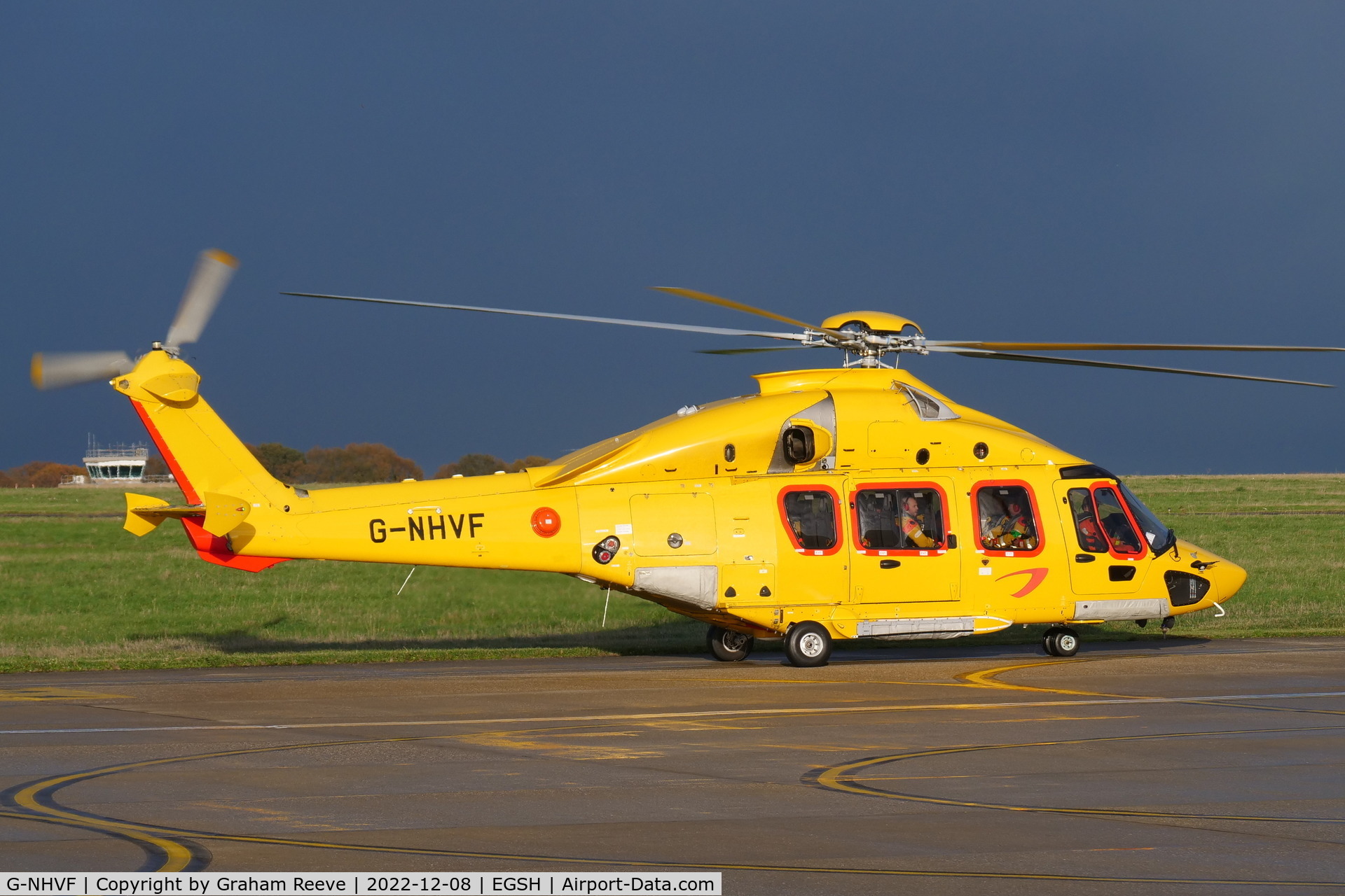 G-NHVF, 2015 Airbus Helicopters EC-175B C/N 5005, Departing from Norwich.