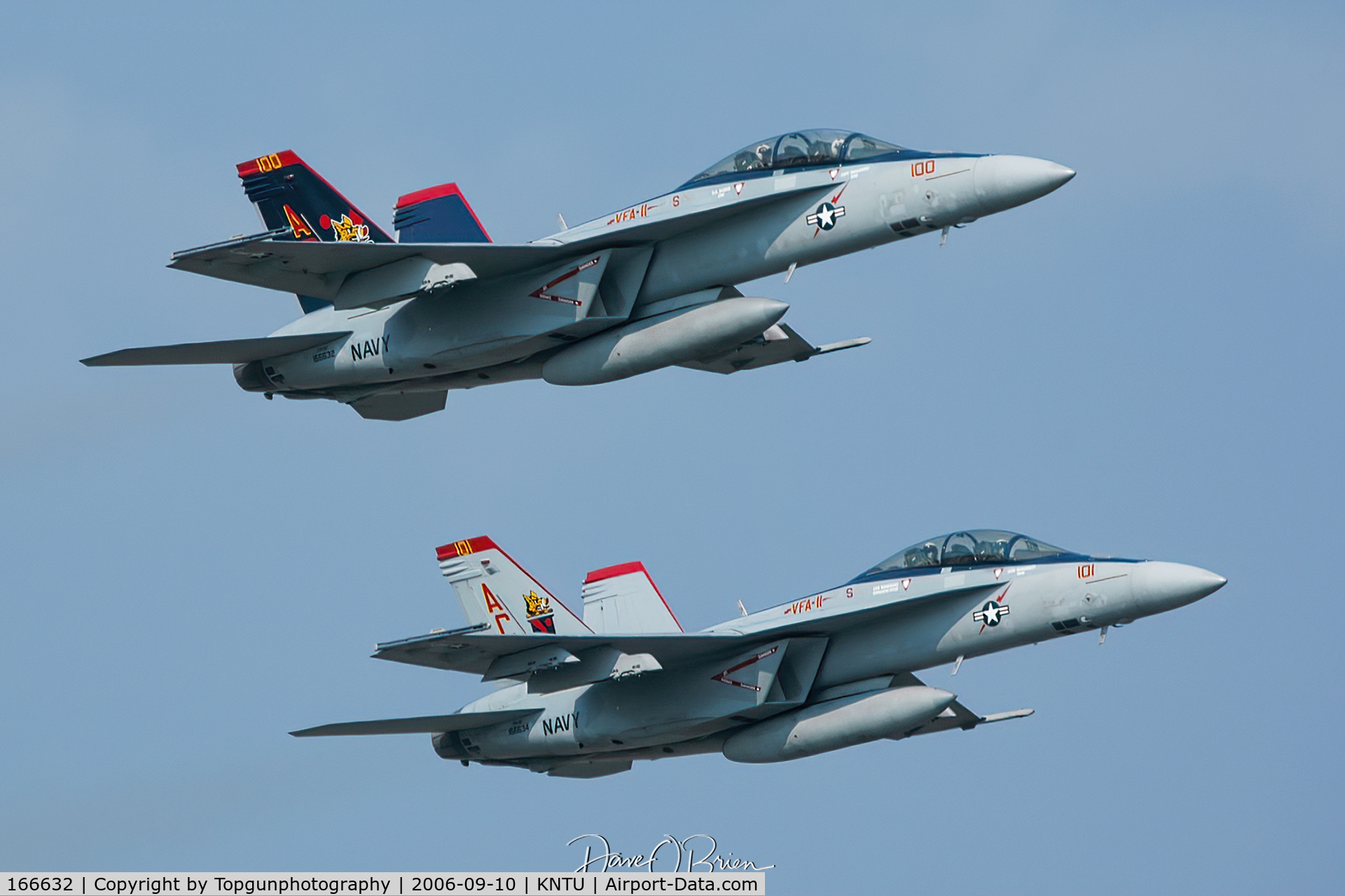 166632, Boeing F/A-18F Super Hornet C/N F125, CAG & XO for VFA-11 Red Rippers
