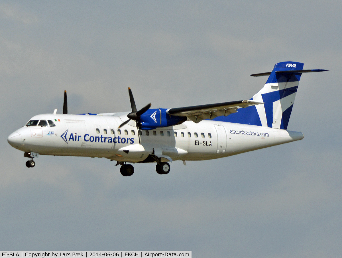 EI-SLA, 1989 ATR 42-300 C/N 149, RWY22L