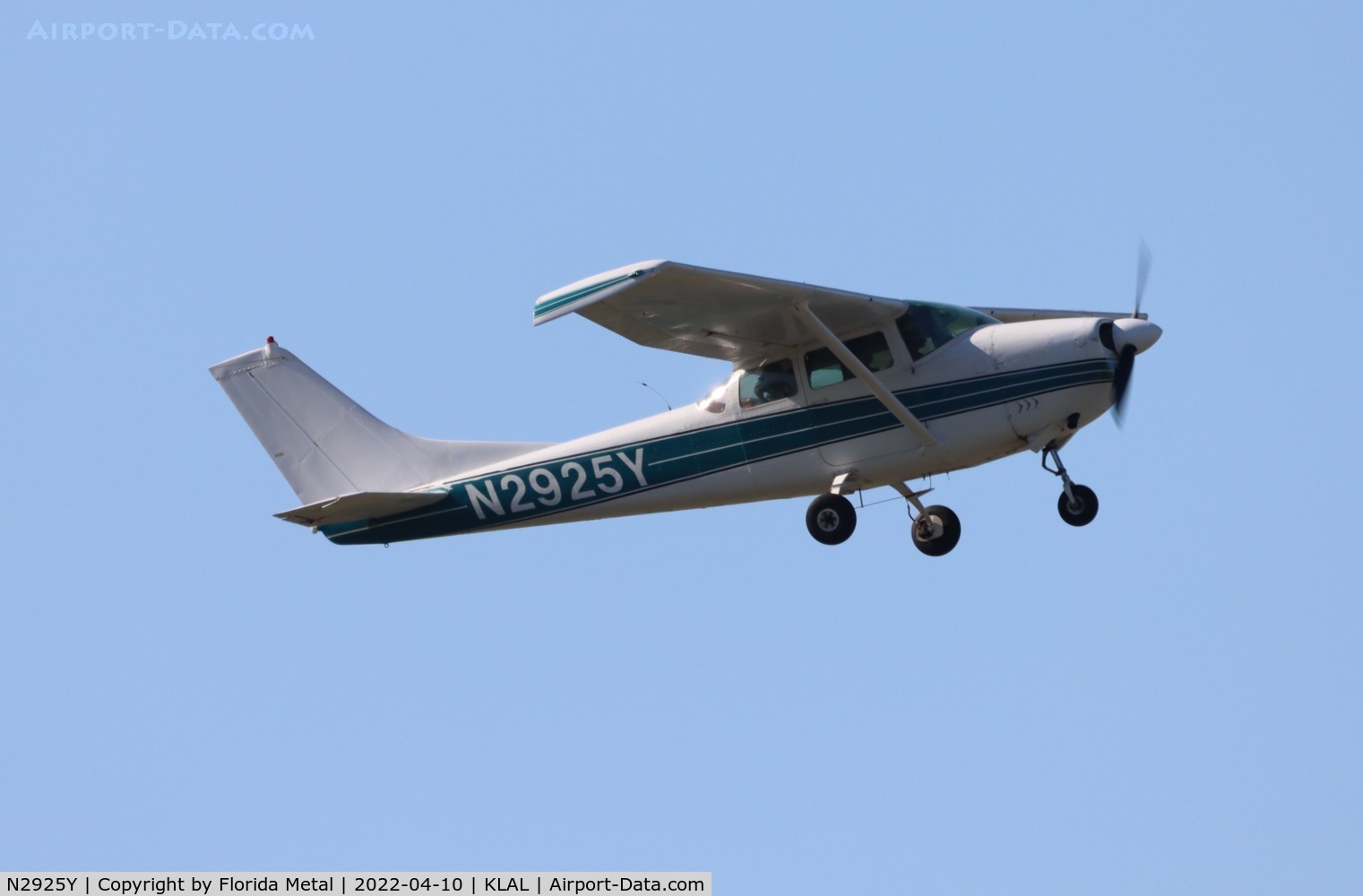 N2925Y, 1962 Cessna 182E Skylane C/N 18253925, Sun N Fun 2022