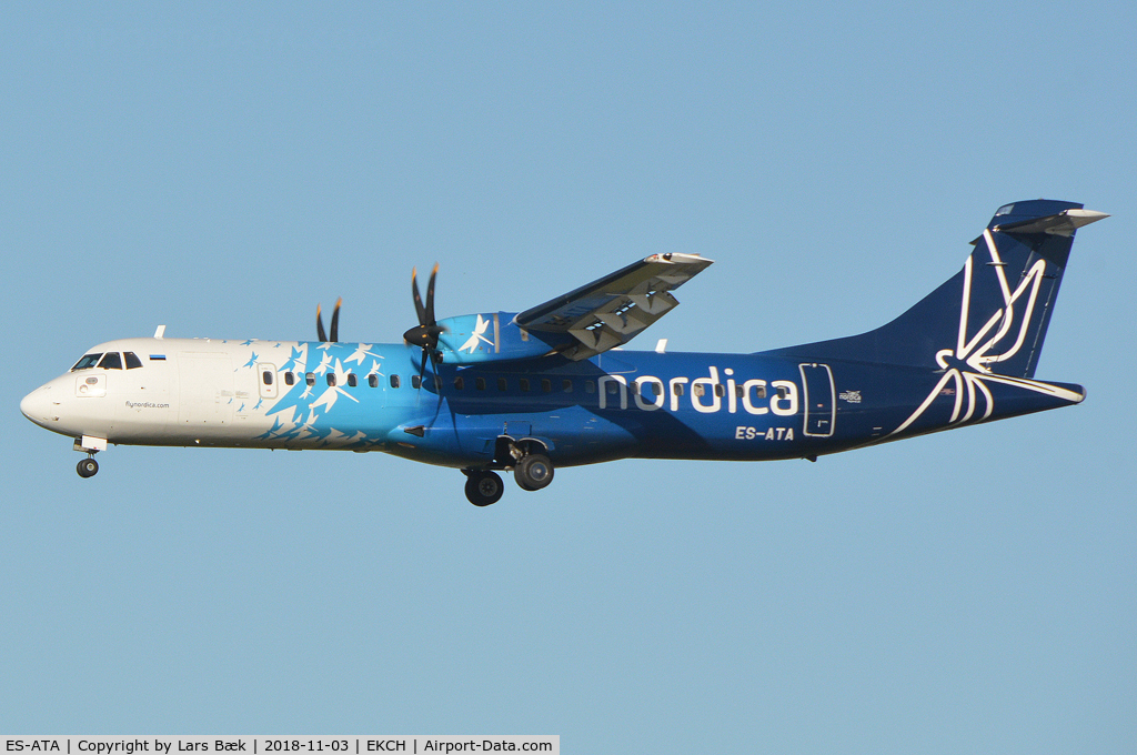 ES-ATA, 2012 ATR 72-600 (72-212A) C/N 1038, RWY22L