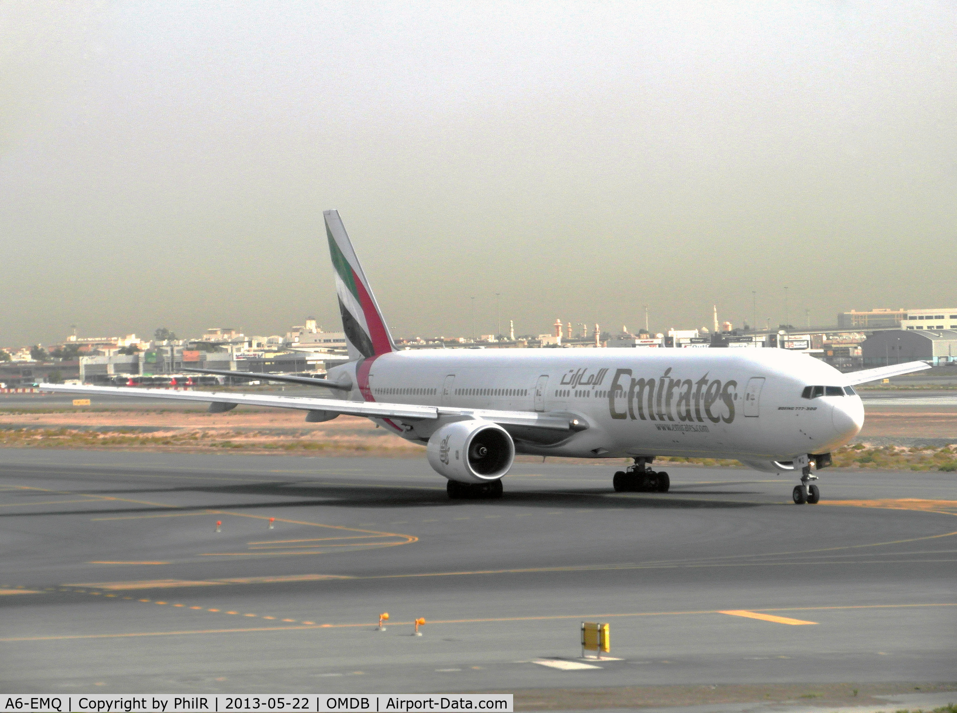 A6-EMQ, 2002 Boeing 777-31H C/N 32697, A6-EMQ 2002 B777-300 Emirates Dubai