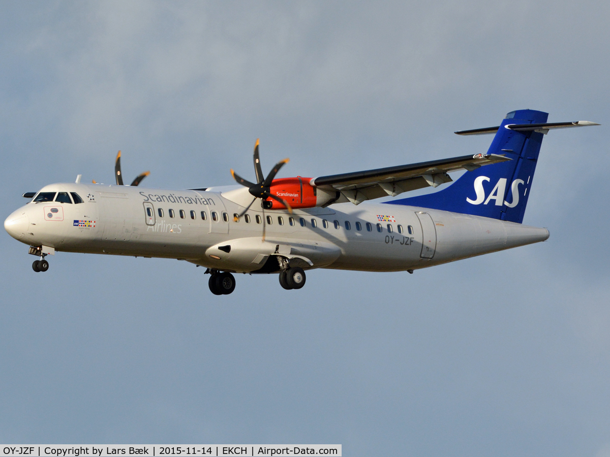 OY-JZF, 2014 ATR 72-212A C/N 1165, RWY22L