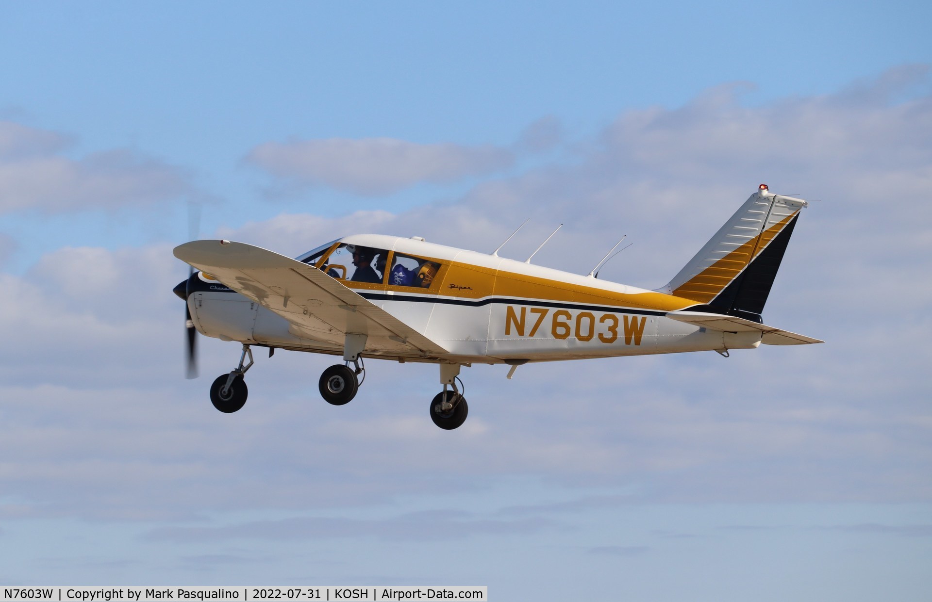 N7603W, 1964 Piper PA-28-180 C/N 28-1562, Piper PA-28-180