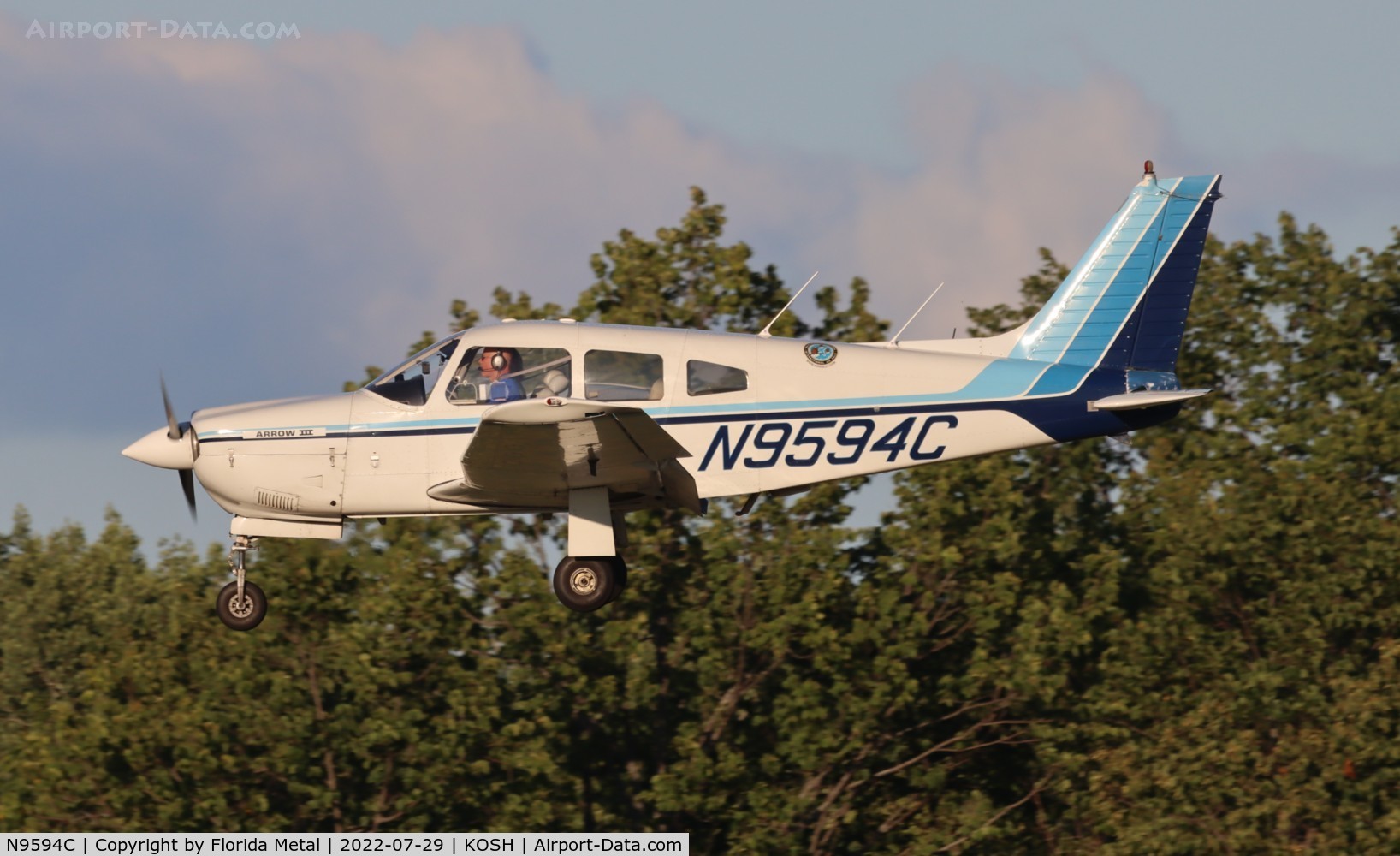 N9594C, 1978 Piper PA-28R-201 Cherokee Arrow III C/N 28R-7837209, OSH 2022