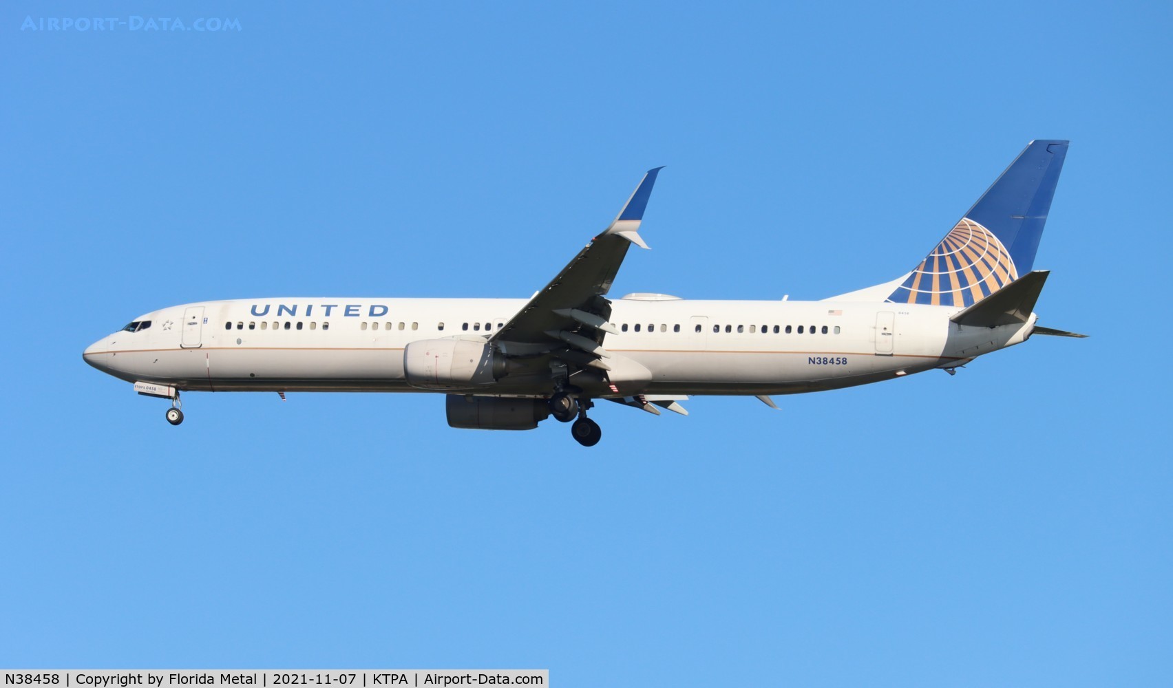 N38458, 2012 Boeing 737-924/ER C/N 37199, TPA 2021
