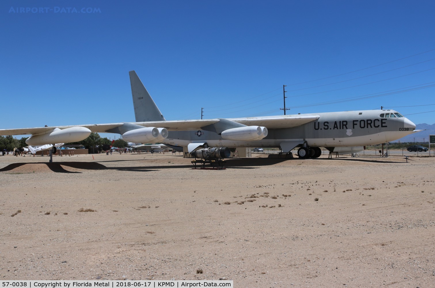 57-0038, 1958 Boeing B-52F-105-BO Stratofortress C/N 17432, B-52 zx