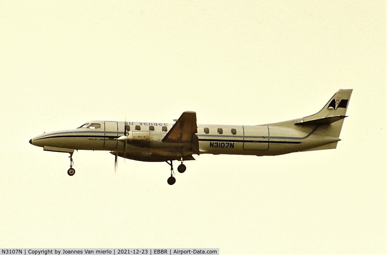 N3107N, 1981 Fairchild SA-227AC Metro III C/N AC-497, Slide scan