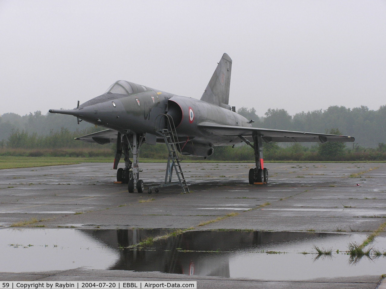 59, Dassault Mirage IVP C/N 59, Sittin in the rain