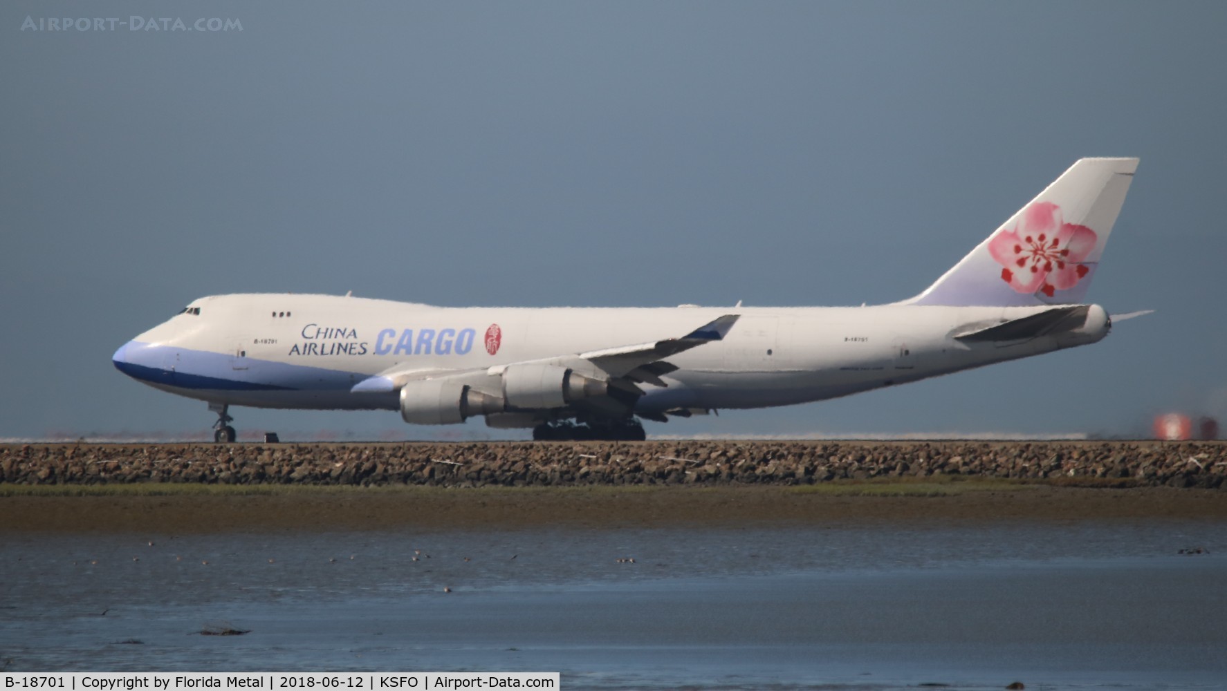 B-18701, 2000 Boeing 747-409F/SCD C/N 30759, China Airlines Cargo 747-400F zx