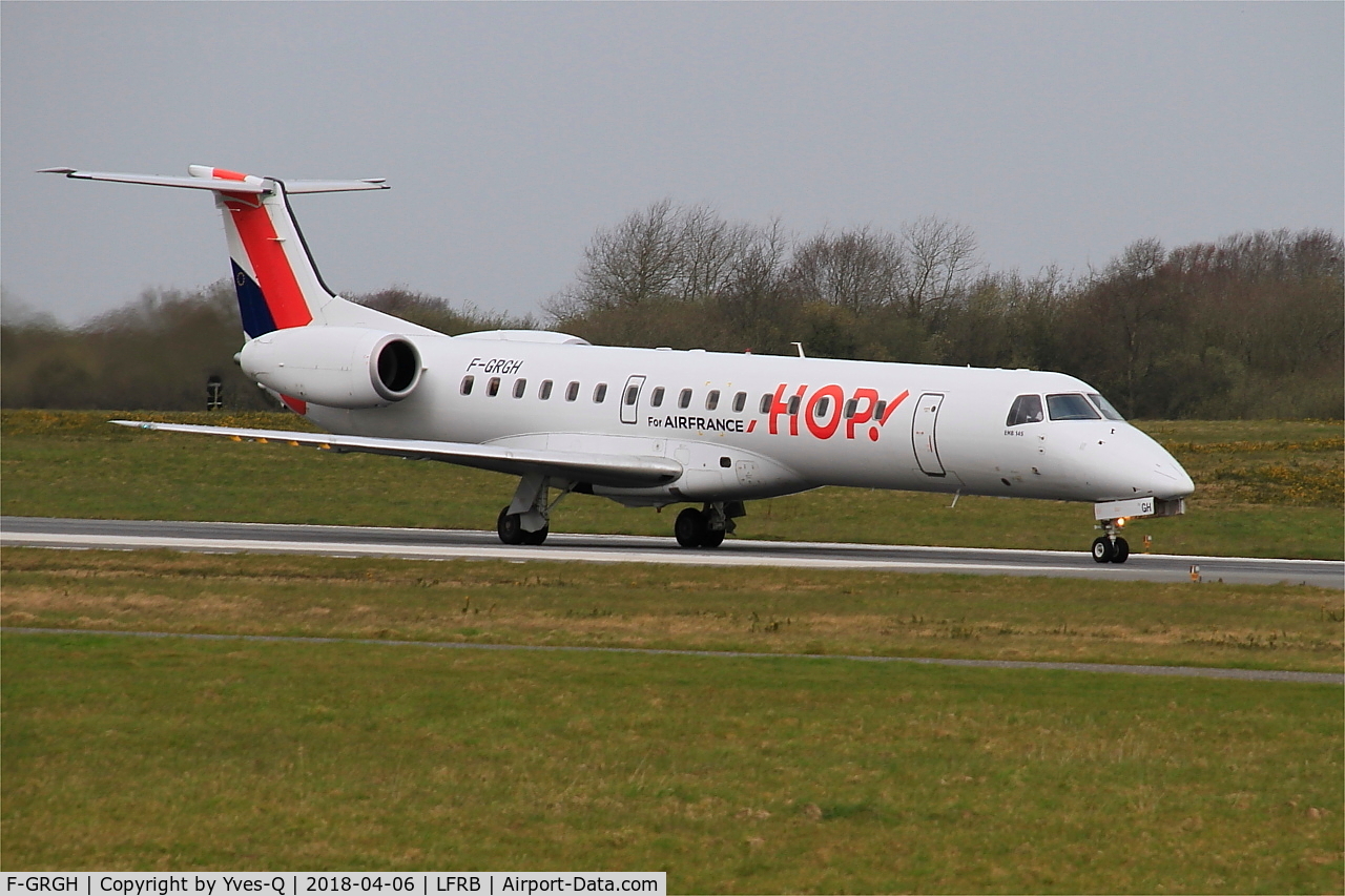 F-GRGH, 1999 Embraer EMB-145EU (ERJ-145EU) C/N 145120, Embraer EMB-145EU, Taxiing rwy 25L, Brest-Bretagne airport (LFRB-BES)