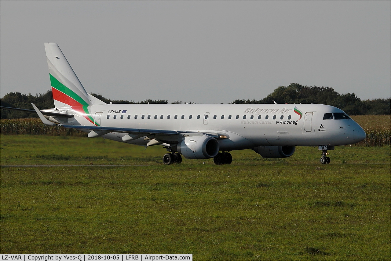 LZ-VAR, 2012 Embraer 190AR (ERJ-190-100IGW) C/N 19000496, Embraer 190AR, Taxiing rwy 25L, Brest-Guipavas Airport (LFRB-BES)