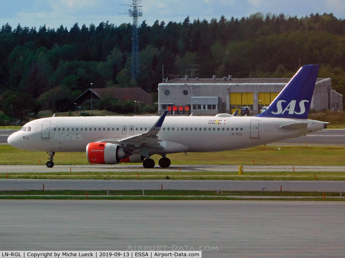 LN-RGL, 2016 Airbus A320-251NEO C/N 7290, At Arlanda