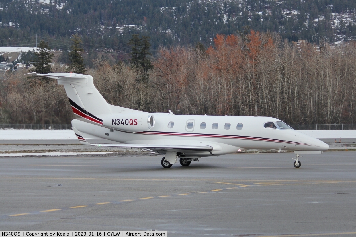 N340QS, 2014 Embraer EMB-505 Phenom 300 C/N 50500189, Departure to Spokane.
