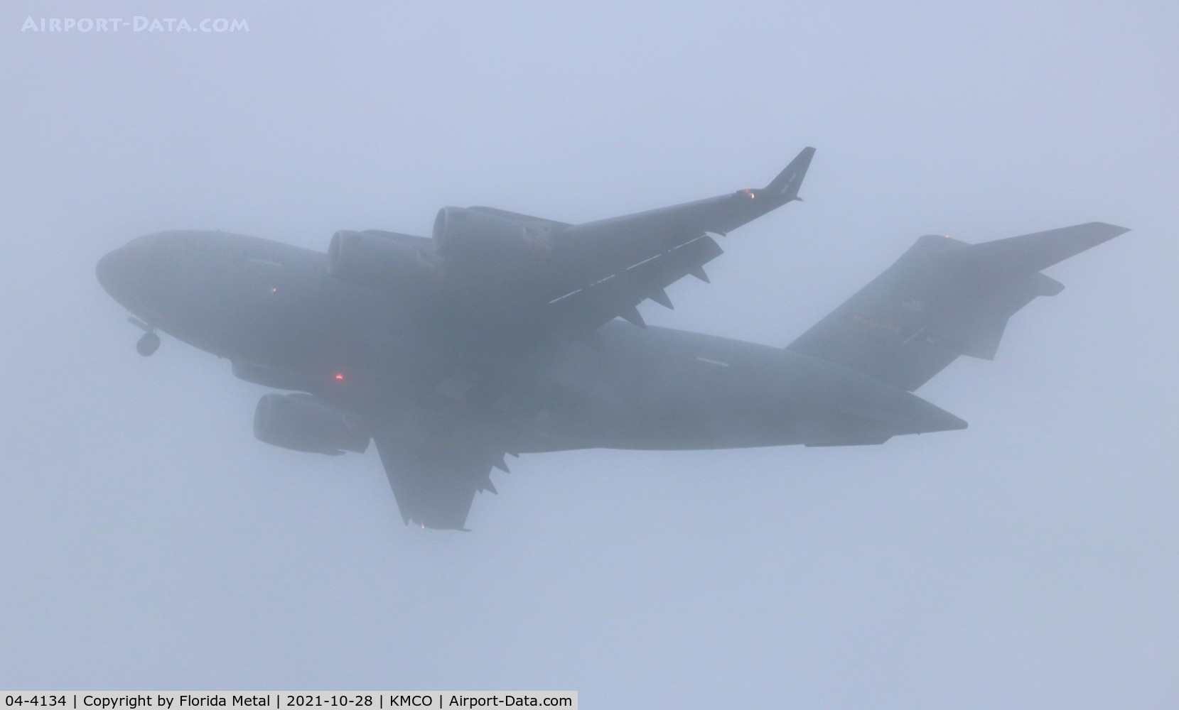 04-4134, 2004 Boeing C-17A Globemaster III C/N P-134, USAF C-17A zx under IFR conditions