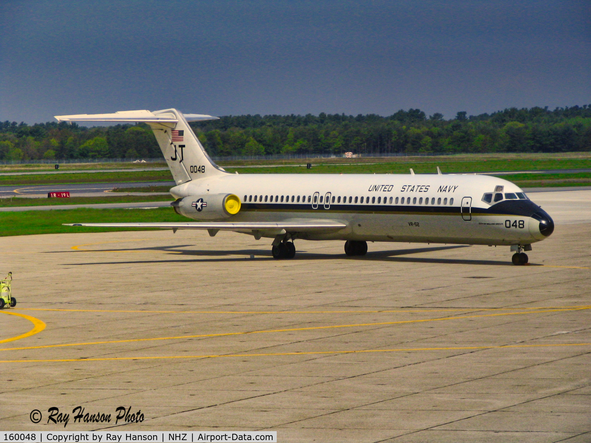 160048, 1975 McDonnell Douglas C-9B (DC-9-33) Skytrain II C/N 47681, C-9A with VR-52 at Brunswick NAS in 2005
