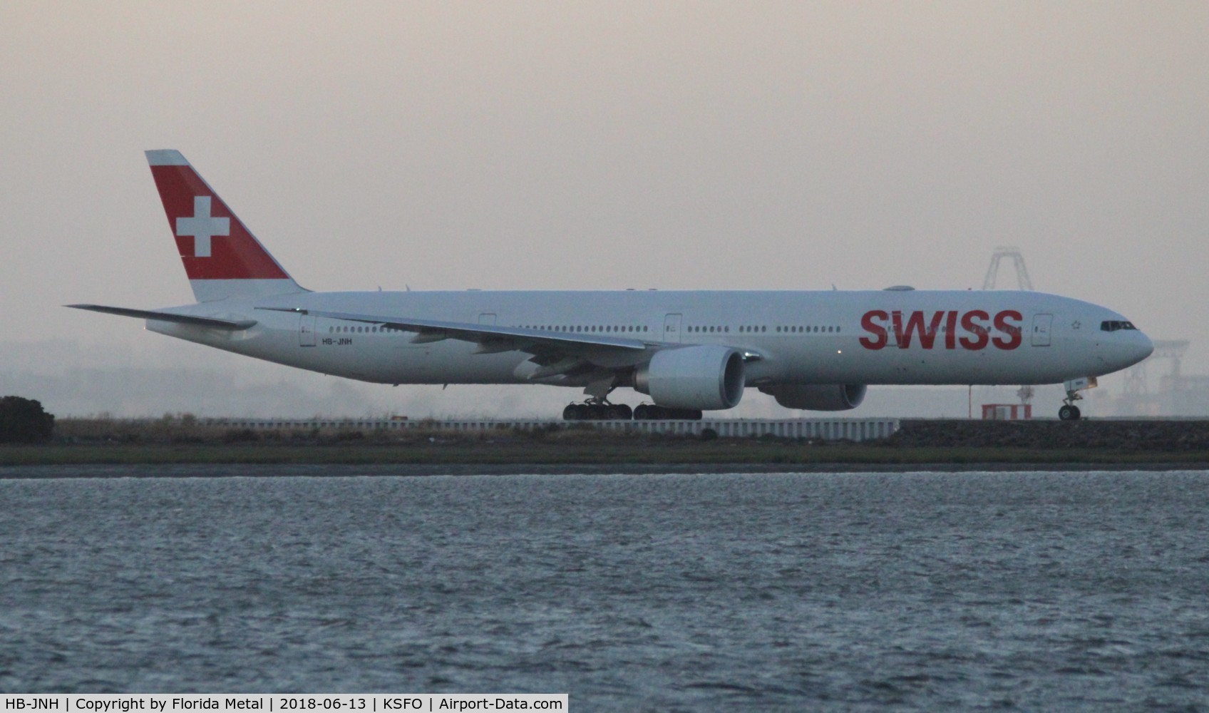 HB-JNH, 2017 Boeing 777-300/ER C/N 62753, Swiss 773 zx