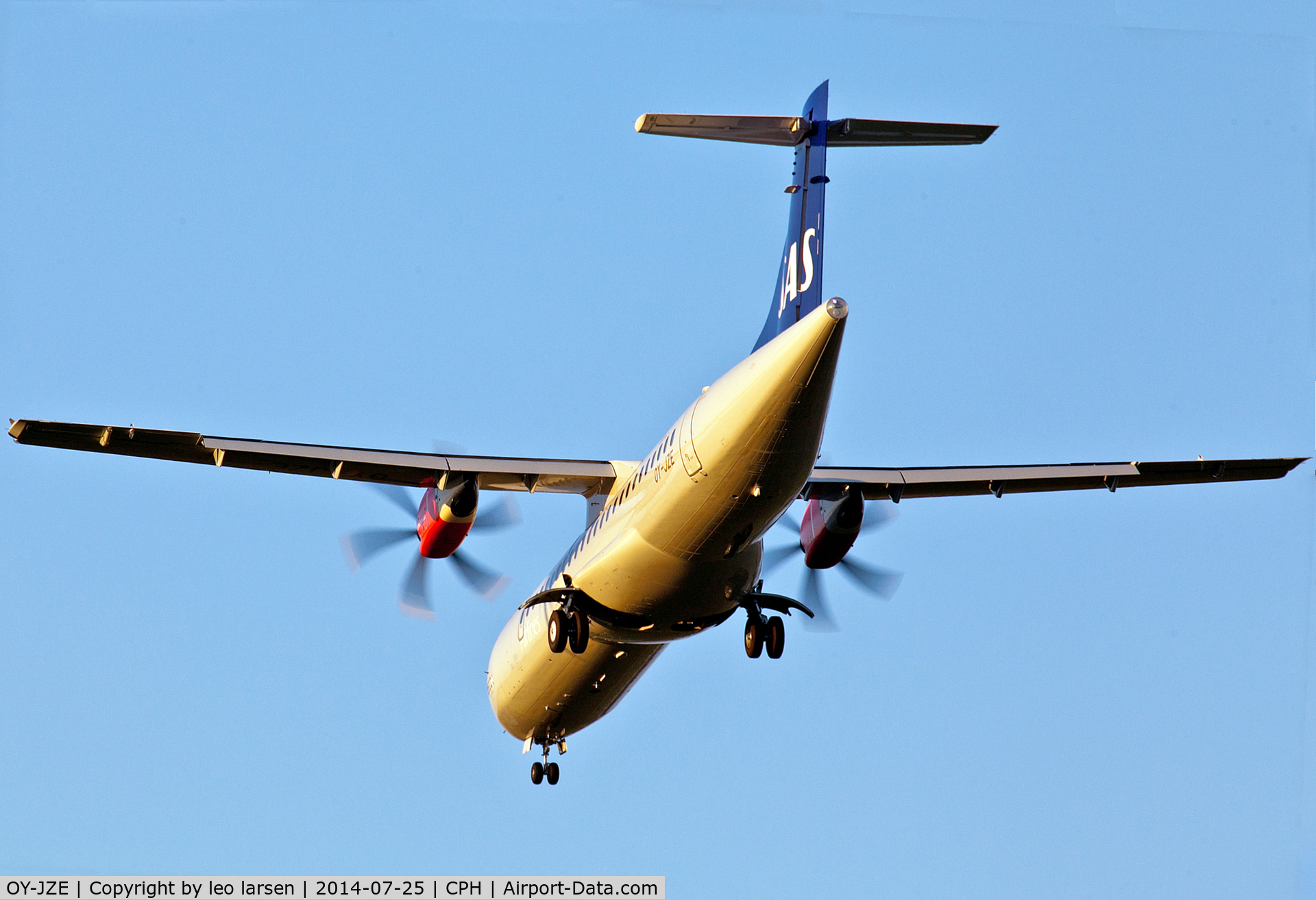 OY-JZE, 2014 ATR 72-212A C/N 1164, Copenhagen 25.7.2014