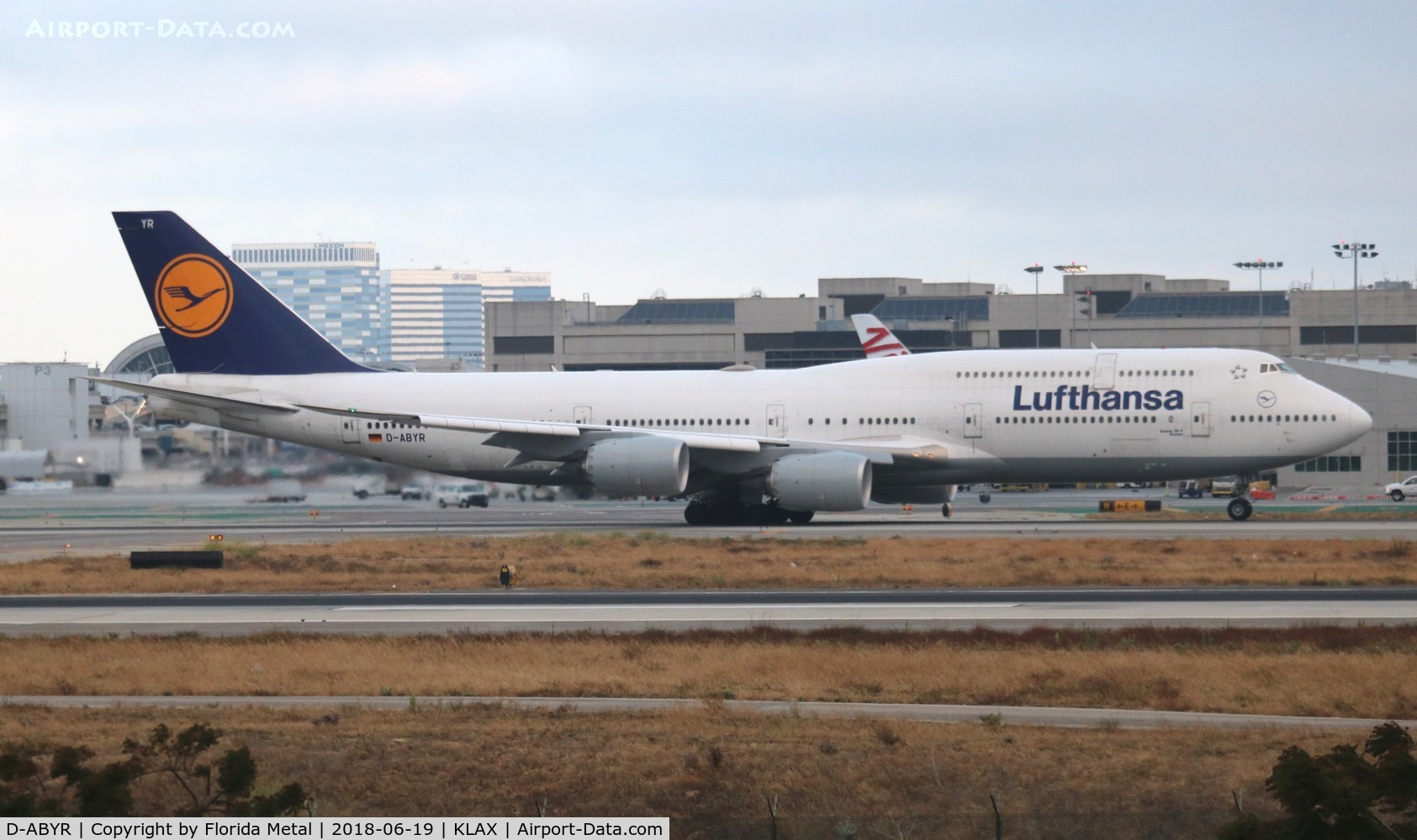 D-ABYR, 2014 Boeing 747-830 C/N 37842, Lufthansa 747-8 zx
