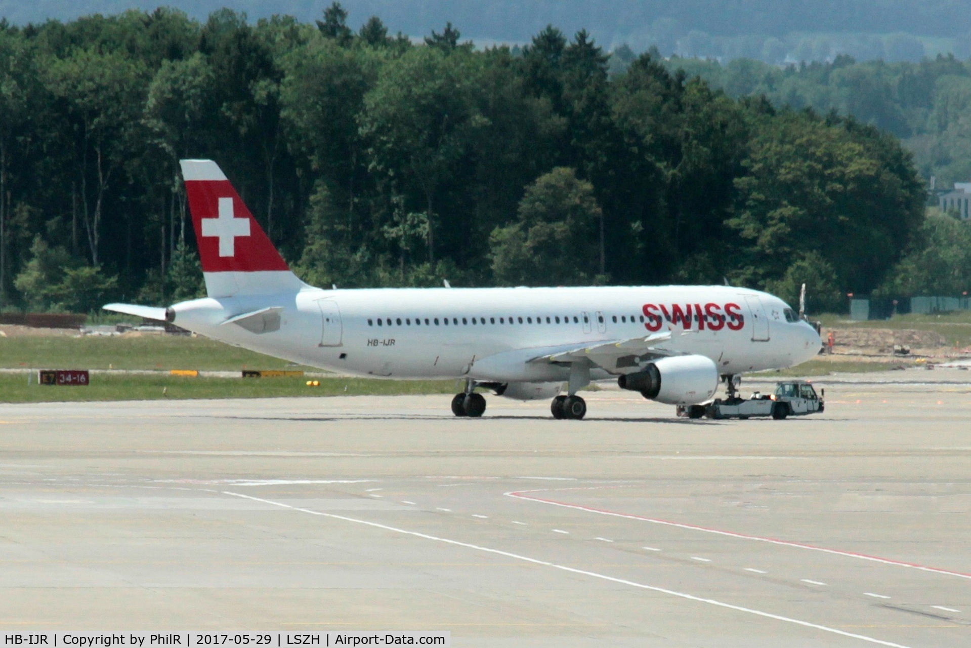 HB-IJR, 1997 Airbus A320-214 C/N 0703, HB-IJR 1997 A320-200 Swiss ZRH