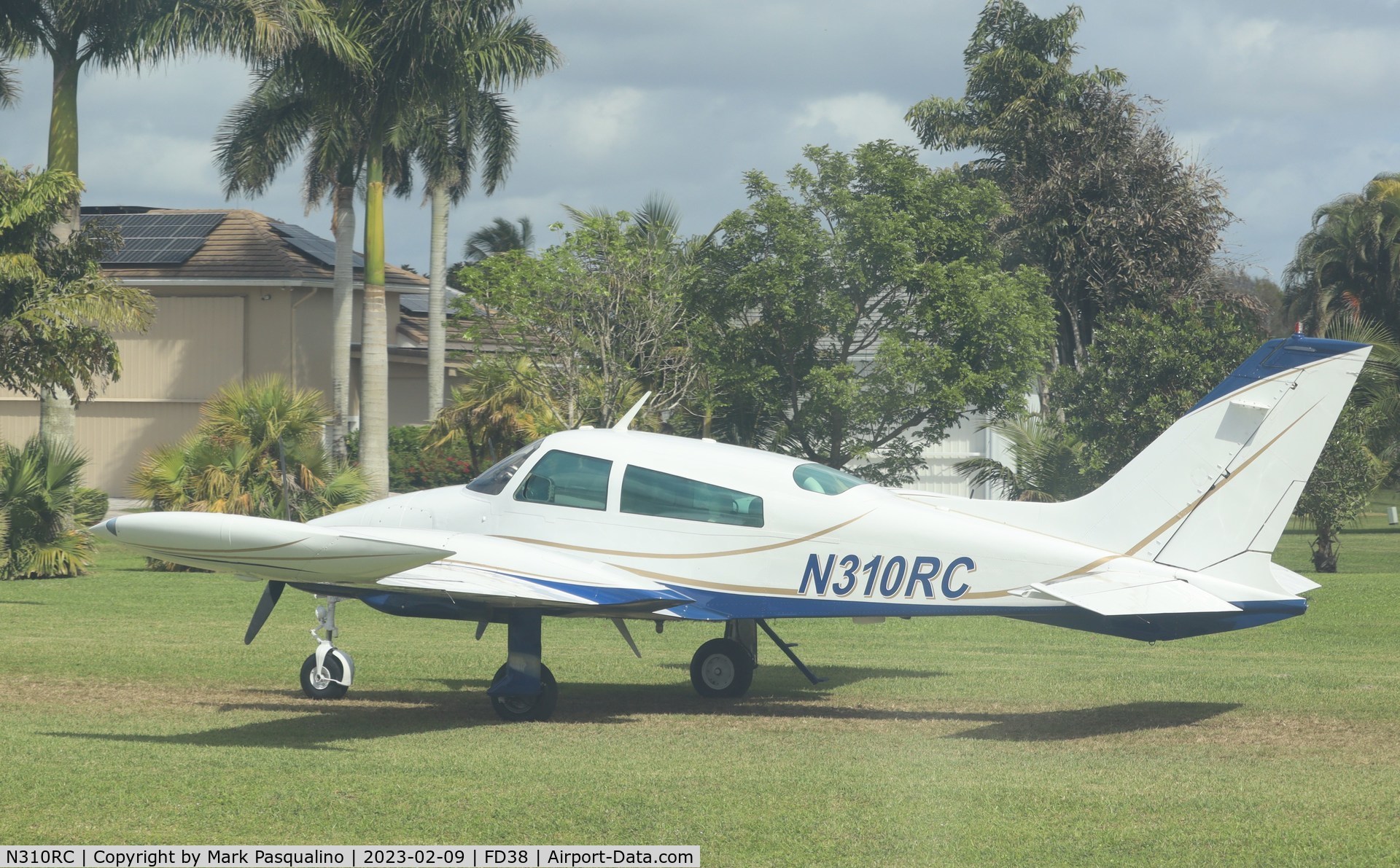 N310RC, Cessna T310Q C/N 310Q0212, Cessna T310Q