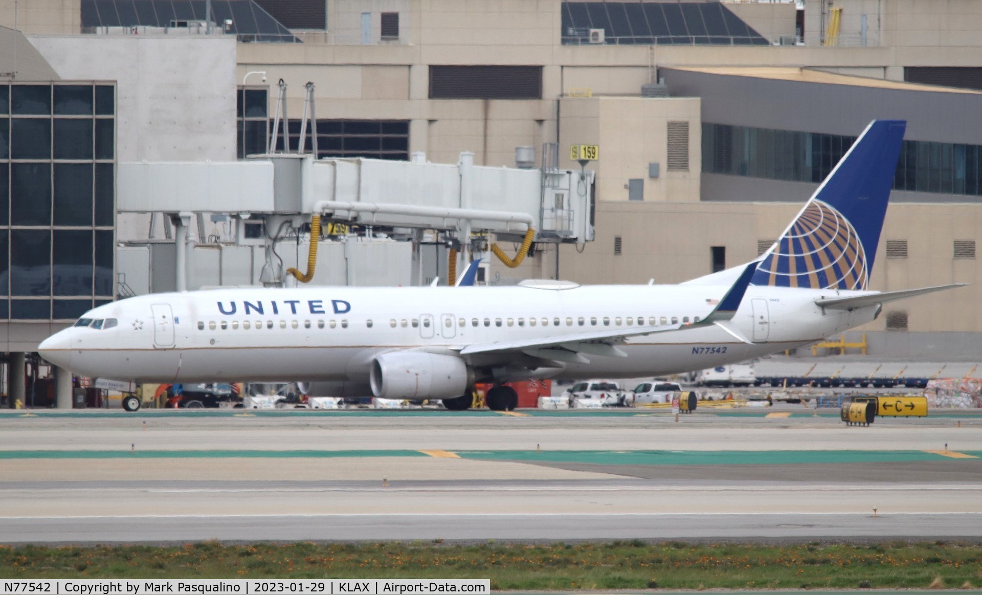 N77542, 2017 Boeing 737-824 C/N 63647, Boeing 737-824