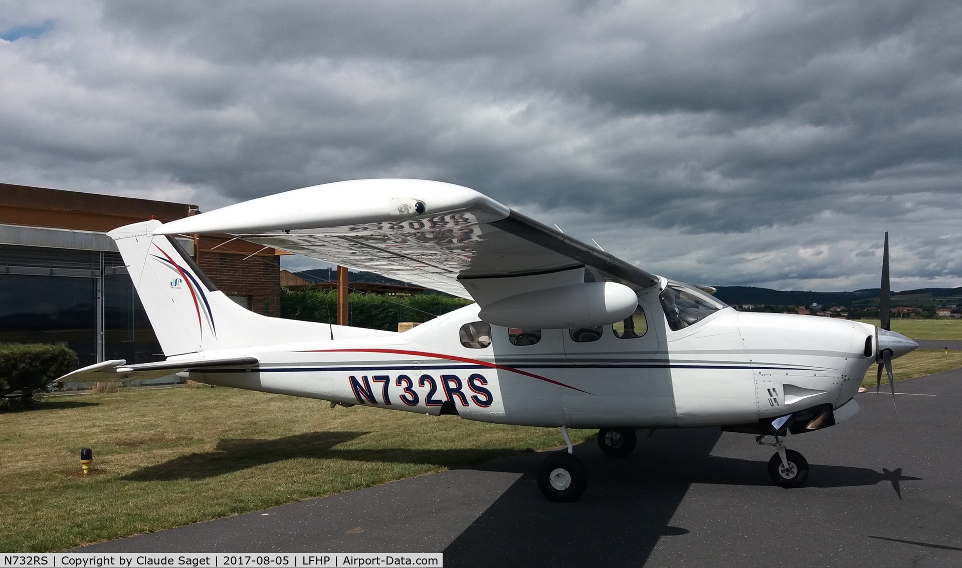 N732RS, Cessna P210N Pressurised Centurion C/N P21000592, Pic taken at LFHP