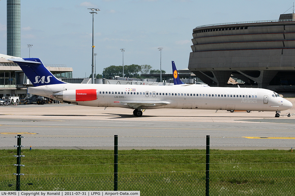 LN-RMS, 1992 McDonnell Douglas MD-82 (DC-9-82) C/N 53368, at cdg