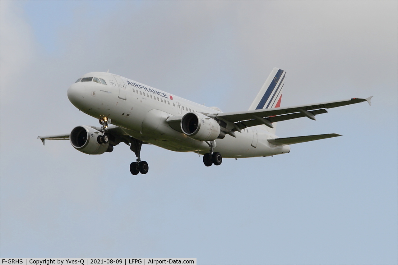 F-GRHS, 2001 Airbus A319-111 C/N 1444, Airbus A319-111, On final rwy 26L, Roissy Charles De Gaulle airport (LFPG-CDG)