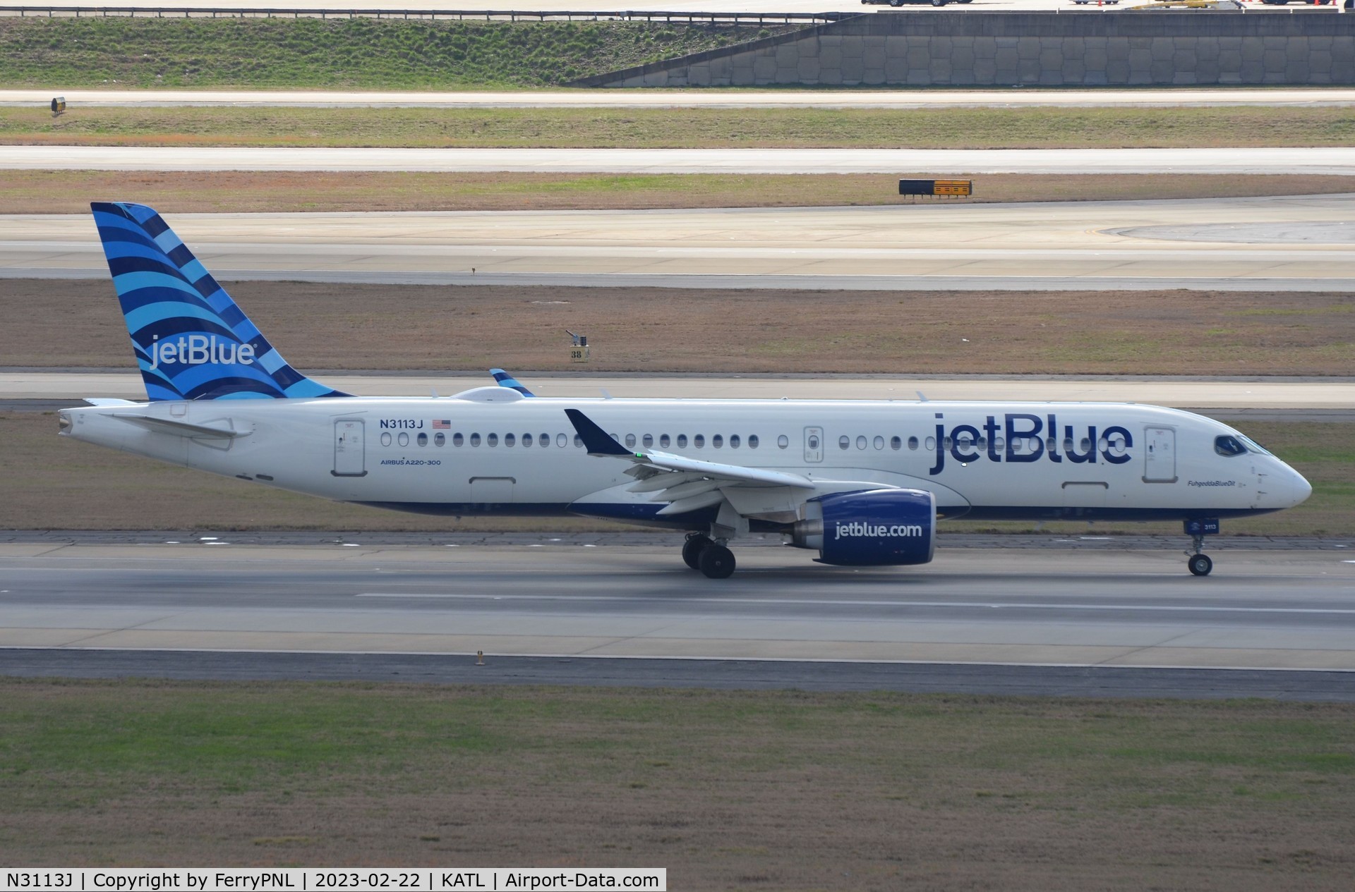 N3113J, 2022 Airbus A220-300 C/N 55164, JetBlue A223 arriving in ATL